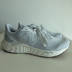 New Balance Fresh Foam Arishi v4 Shoes Womens 10.5 Running Athletic Sneakers
